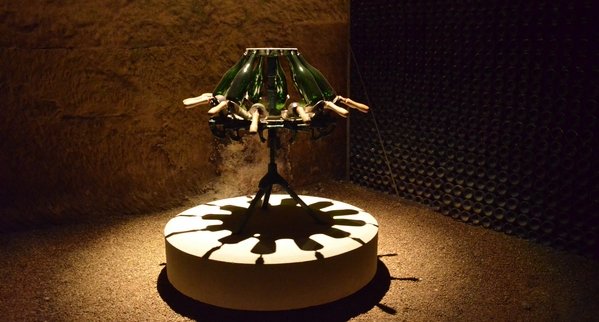 Visite-Caves-Crémant-de-Loire-Ackerman-Saumur